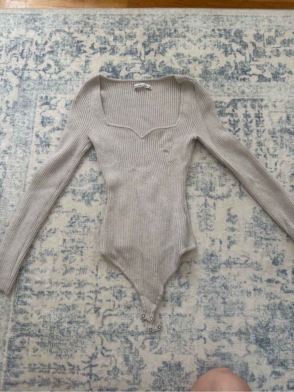 Abercrombie & Fitch Ribbed Long Sleeve Bodysuit in Light Taupe